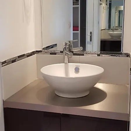 Apartment Studio Port Soleil *